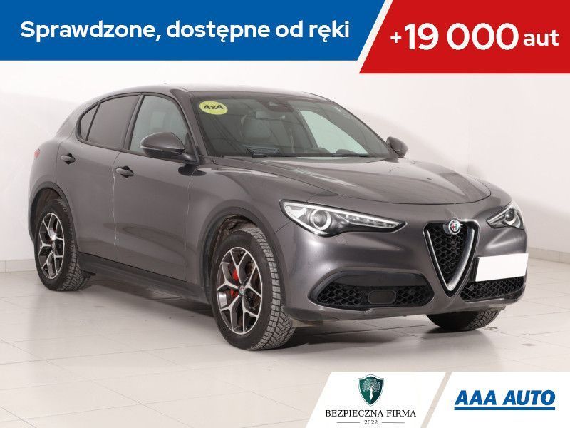 Alfa Romeo Stelvio 2.0 Turbo Q4, Salon Polska, Serwis ASO, Automat, Skóra, Navi, Xenon,