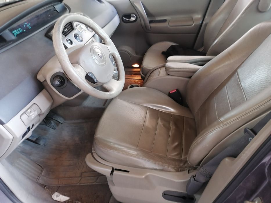 Reflektor xenon Renault Scenic 2