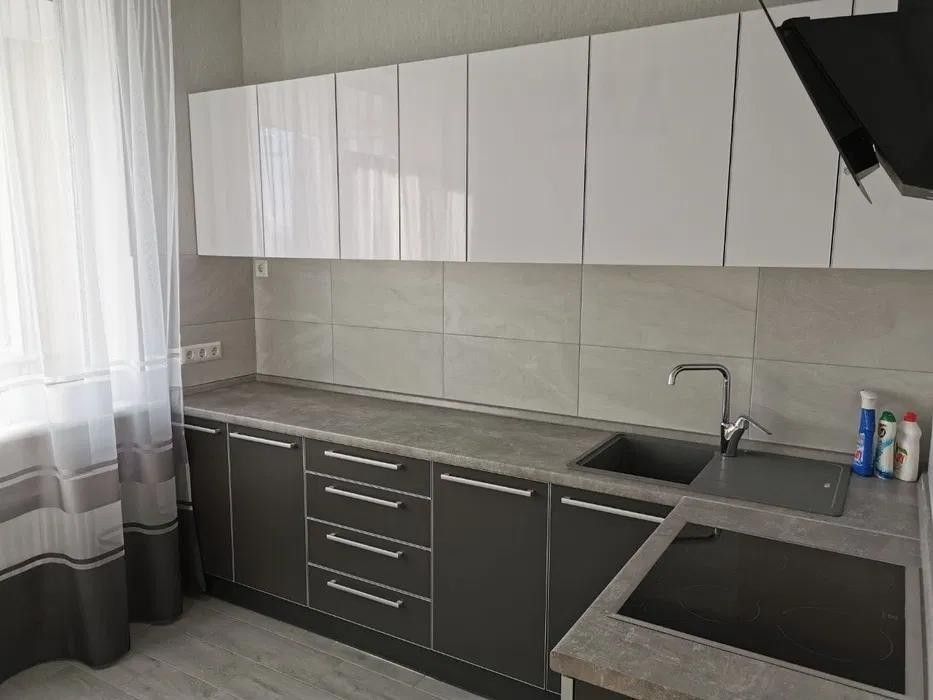 Срочно сдам квартиру в ЖК"Мандарин", ул.Канатная 122. Животных можно