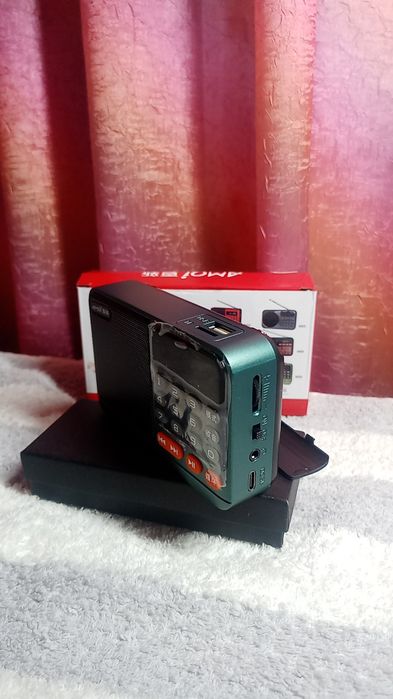 Продам FM радио + Bluetooth колонка новые цена  за комплект 1150 грн