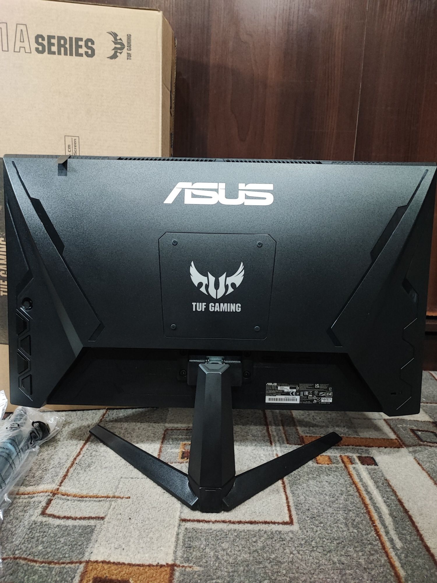 Продам почти новый игровой монитор Asus Tuf Gaming VG247Q1A