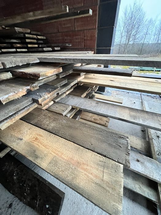 Deski szalunkowe po jednej budowie