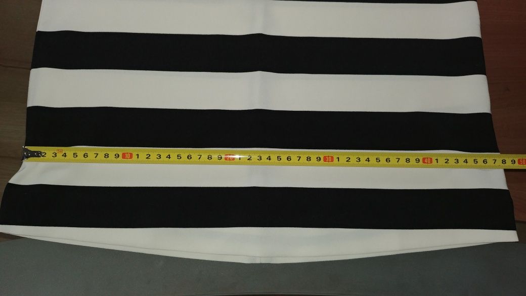 38 M esmara bluzka w pasy beżowo-czarna
