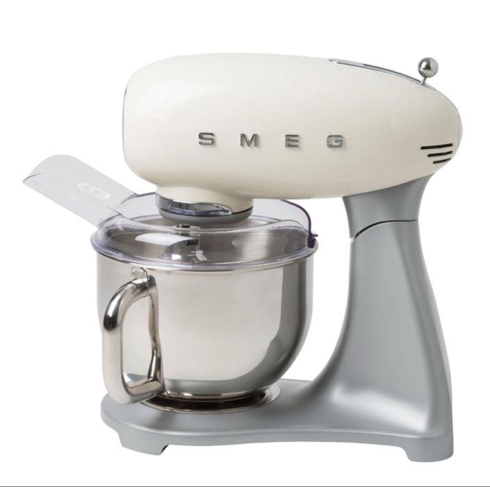 Smeg SMF02CREU !!