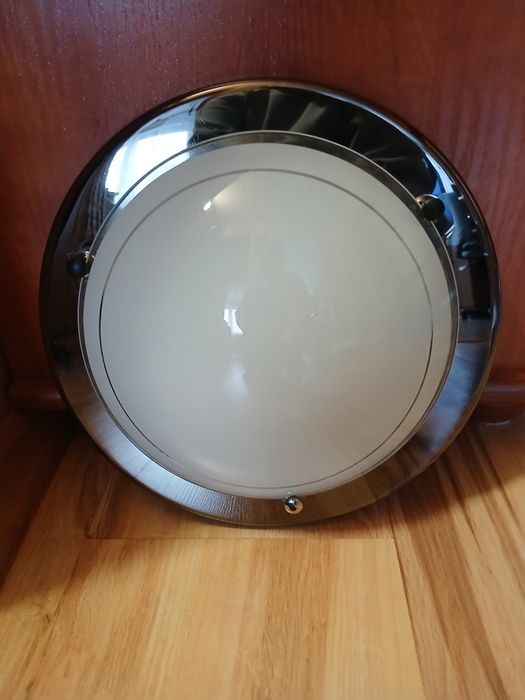 Plafon ścienny nikiel  średnica 25 cm.