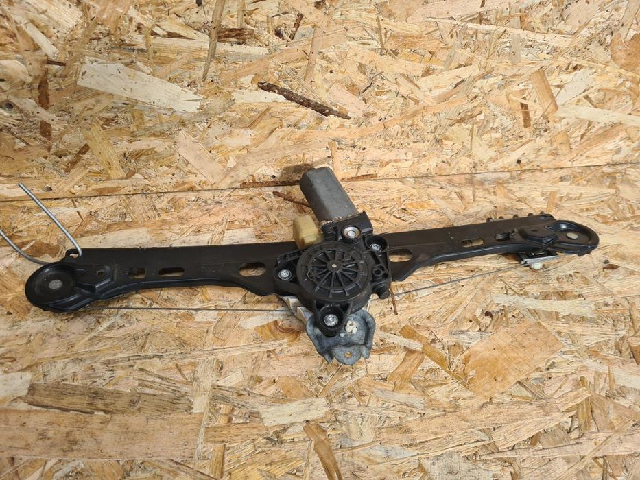 Elevador vidros trás esquerdo MERCEDES-BENZ Classe C (W203)