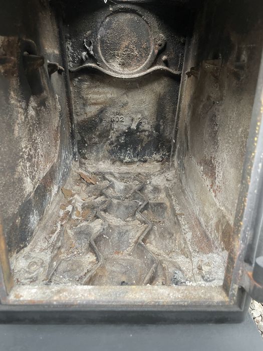 Jotul 602 zeliwny piecyk z szyba zielons emalia