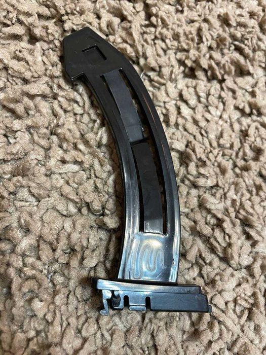 Opel Astra II G 98-09 направляюча бардачка