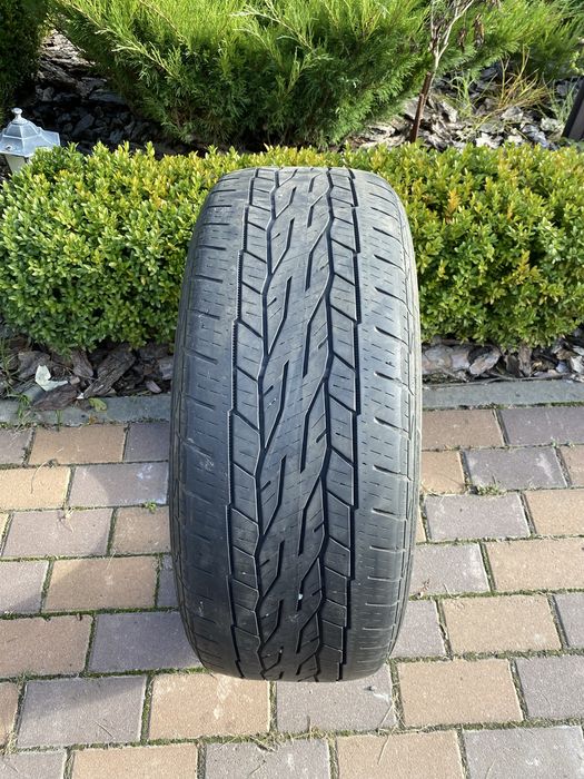 225/55/R18 Continental