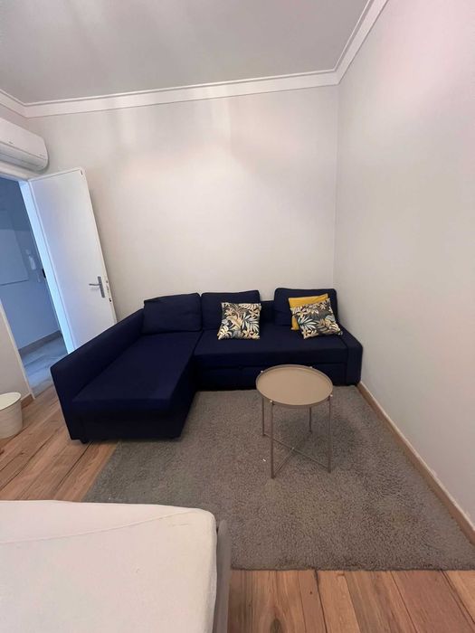 Quarto Casal num T2 Renovado em Aguálva - Cacém