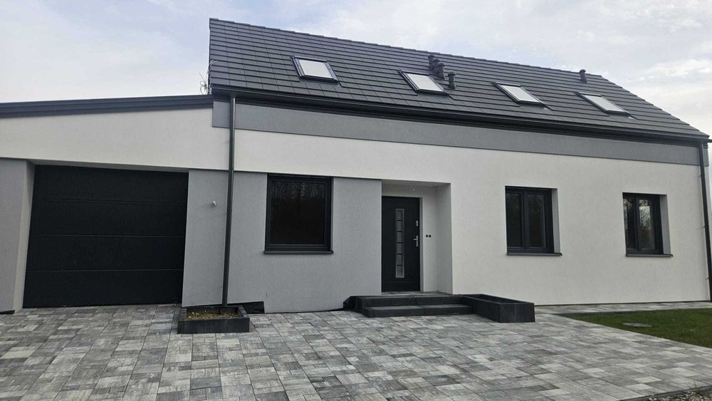 Sprzedaż domu z poddaszem WŁADYSŁAWÓW