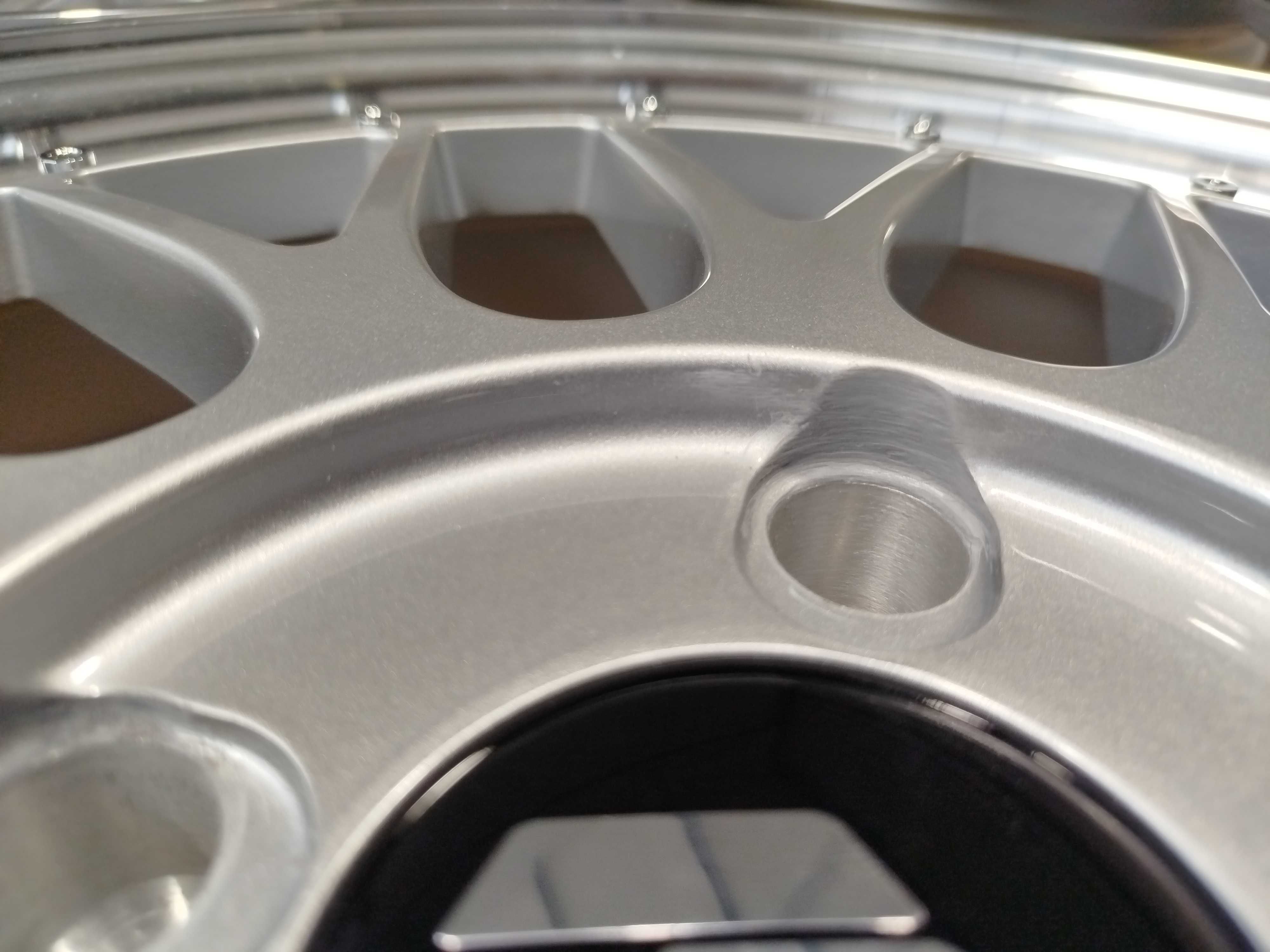 !OUTLET! Felgi Japan Racing JR23 16x7 ET40 4x114,3 Hyper Silver