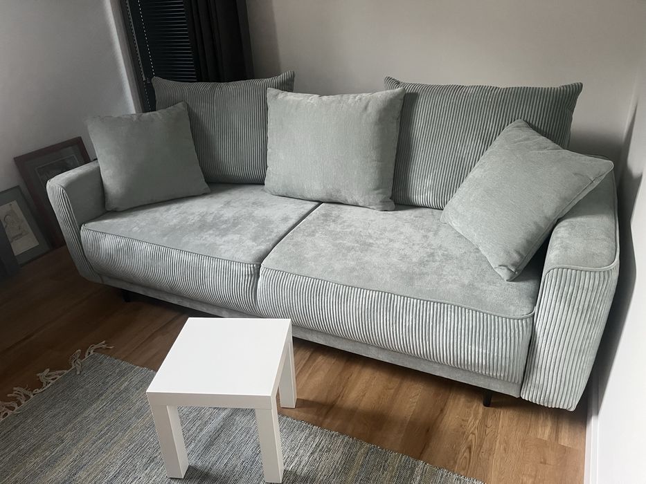 Kanapa Sofa rozkładana, z pojemnikiem na pościel. Stan idealny!