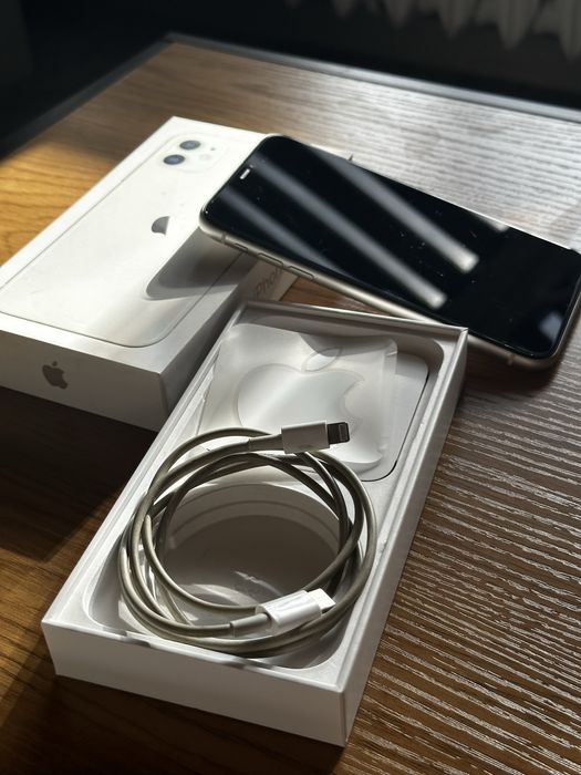 iPhone 11 (64gb)
