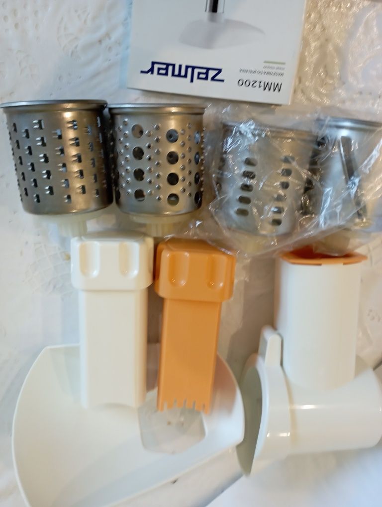 Мясорубка Zelmer насадки,запчасти.