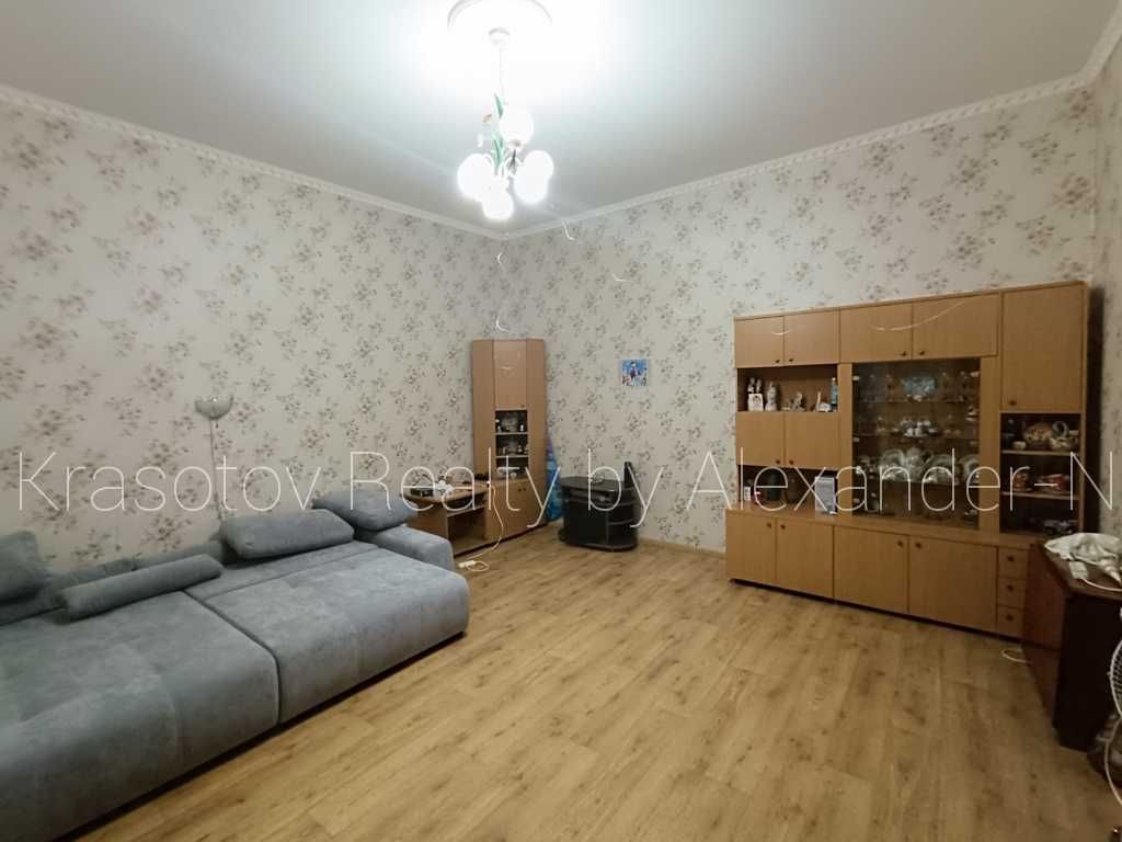 Французский б-р: продам дом на две 2 ком квартиры в престижном районе!