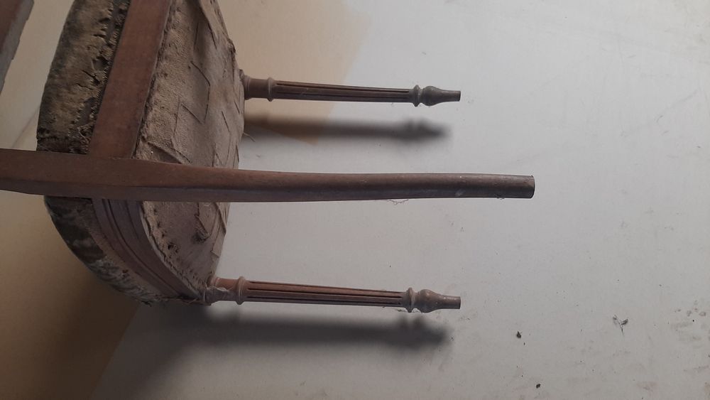 Стулья антикварные