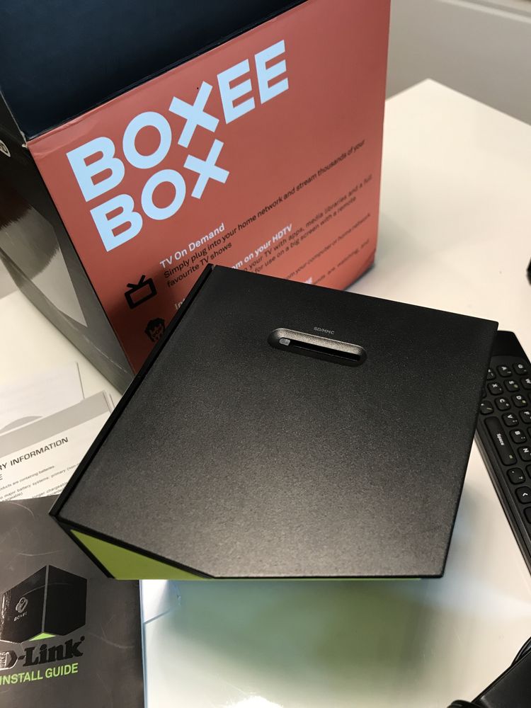 D-Link - Boxee Box - Media Center