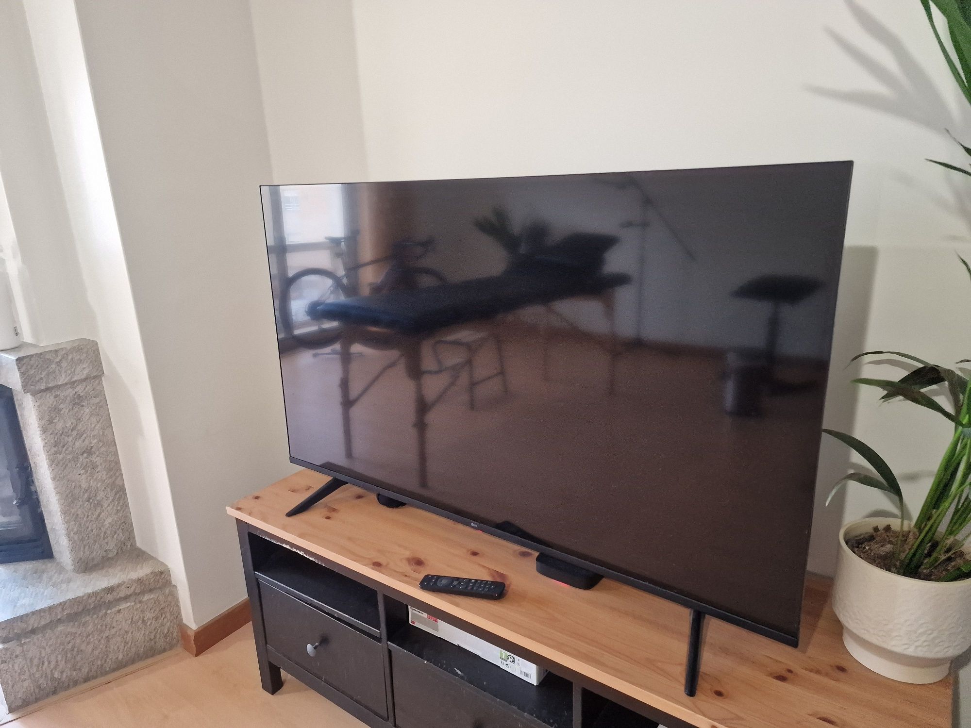 TV LG 55" ThinkQ como NOVA