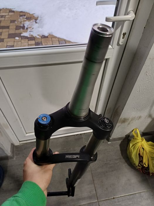 Продам вилку rock shox Reba rl 27.5 100mm