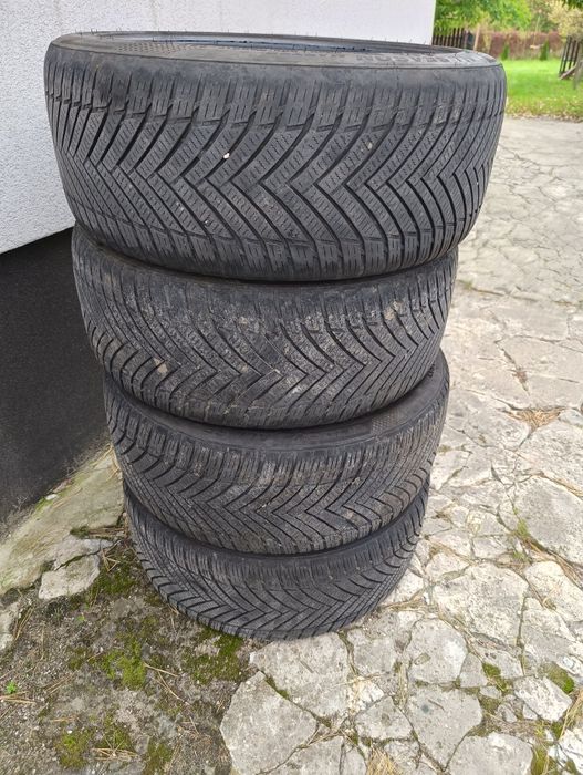 Opony Wielosezonowe 225/45R17 Minerva All Season