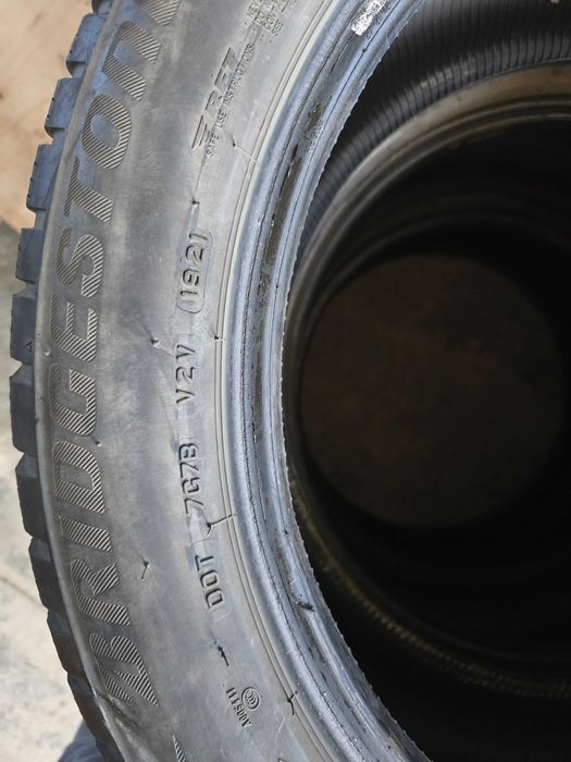 4xBridgestone Blizzak LM001 275/45R20 110 V XL Run Flat