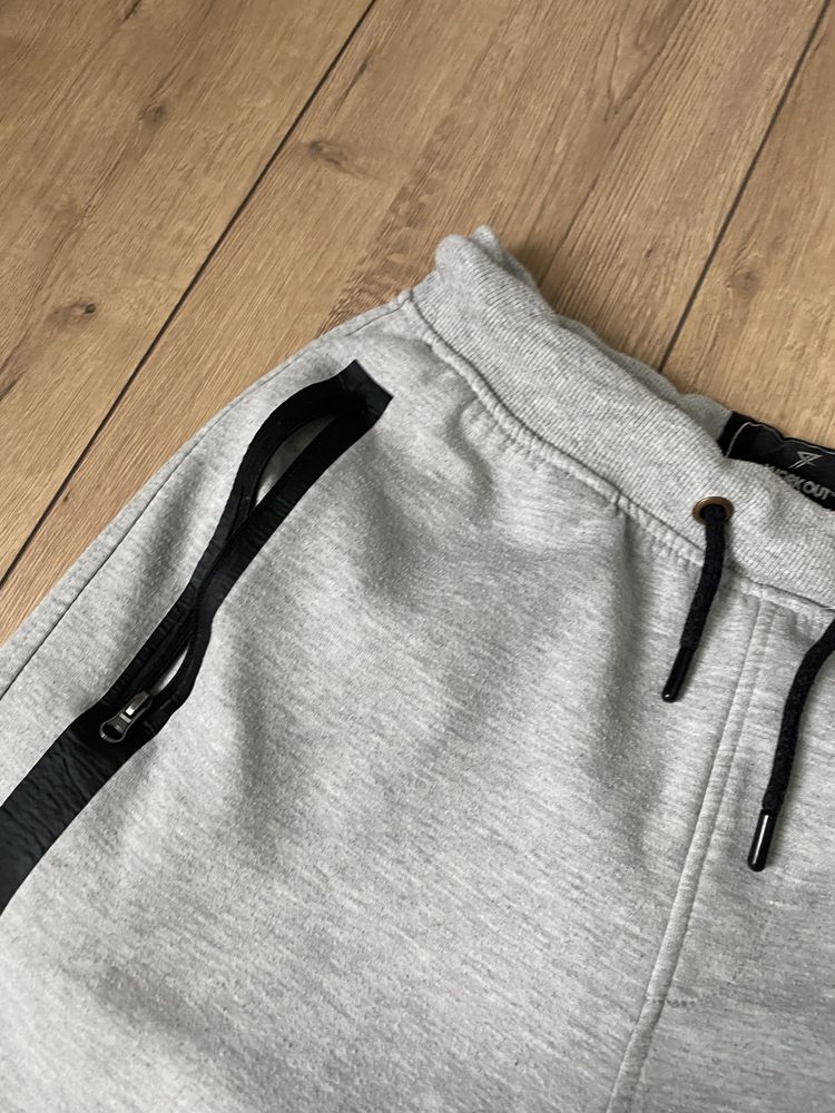 S размер шорты мужские похожи на nike tech fleece modern