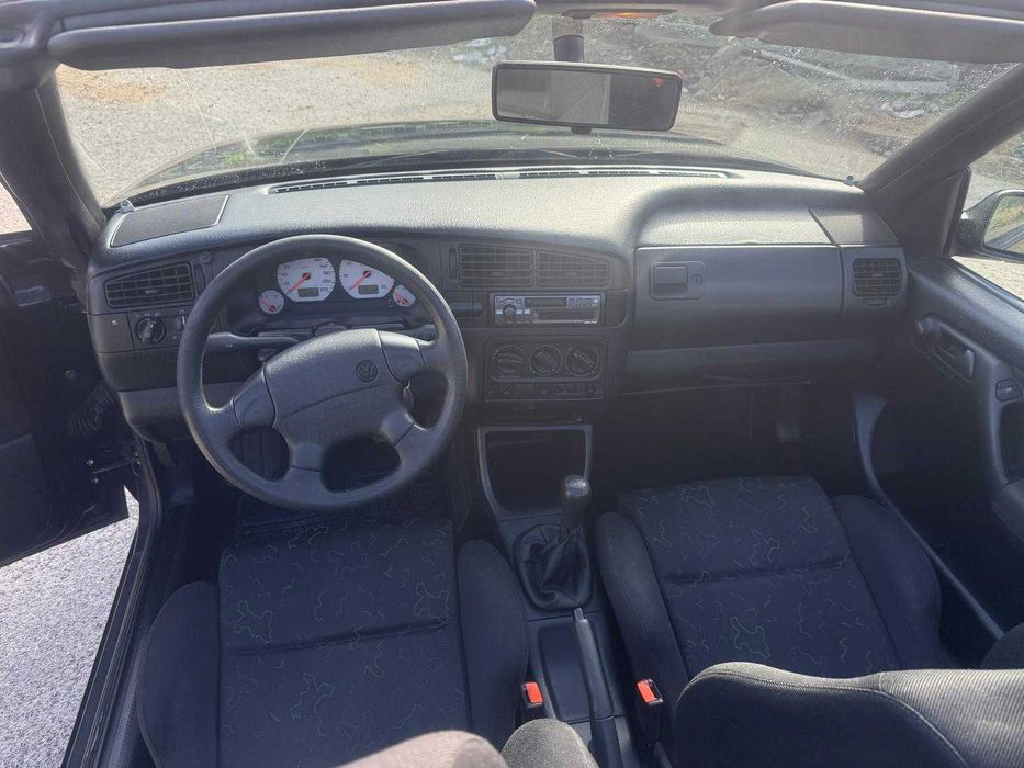 VW Golf 3 1.6 Cabrio - caixa de 5 velocidades e 3 portas