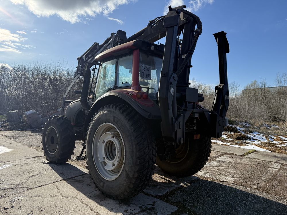Трактор VALTRA T130 к.с. з маніпулятором. Продаж з ПДВ.