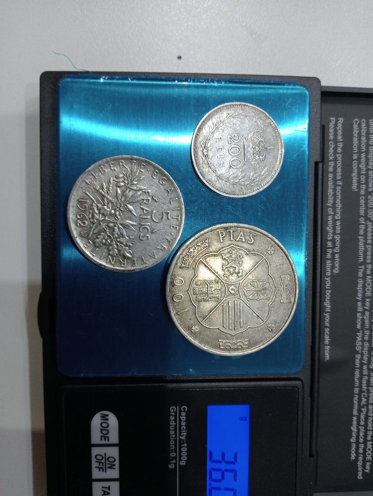 3 Moedas em prata