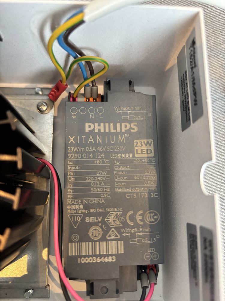 Lampa halogenowa philips NOWA