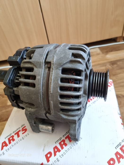 Генератор BOSCH 14V 110A Skoda Fabia 2