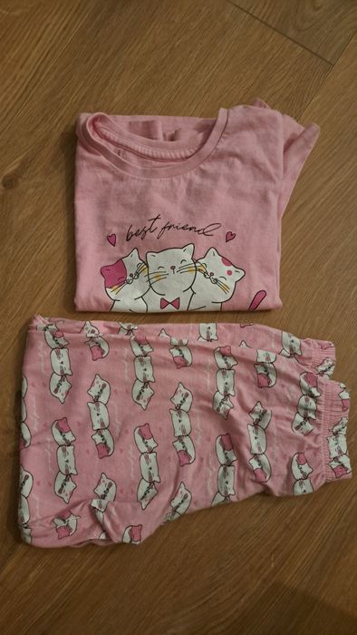 Pizama rozowa koty Sinsay 122