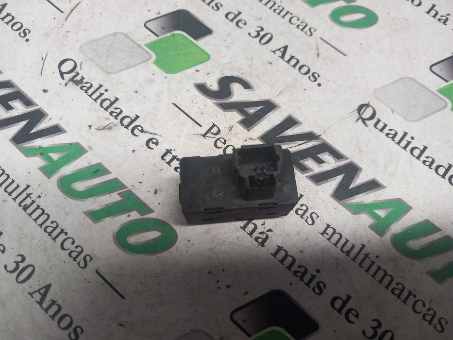 Comando / botão / interruptor vidros trás direito PEUGEOT 307 (3A/C)