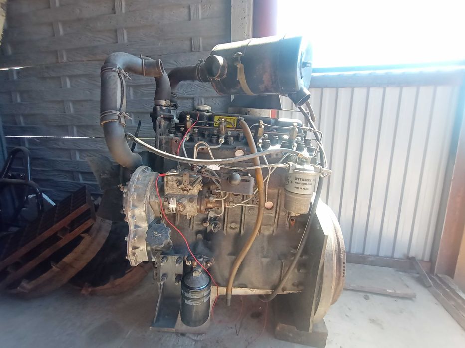 Silnik perkins 4 cylindry