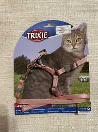 Шлея для котов + поводок Trixie Premium