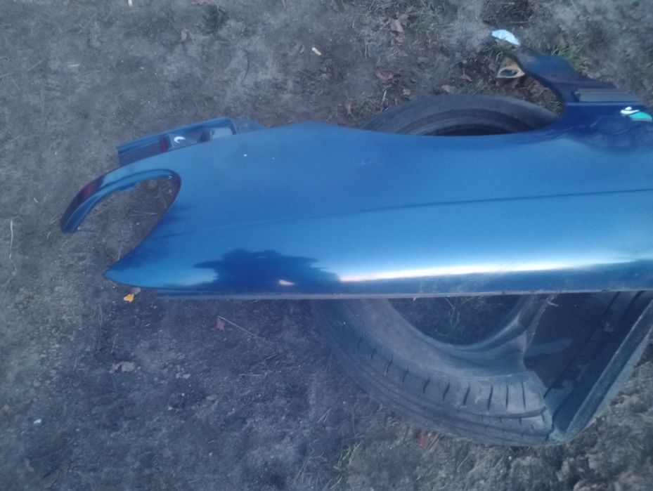 Opel Astra F l 1 błotnik prawy przód przedni