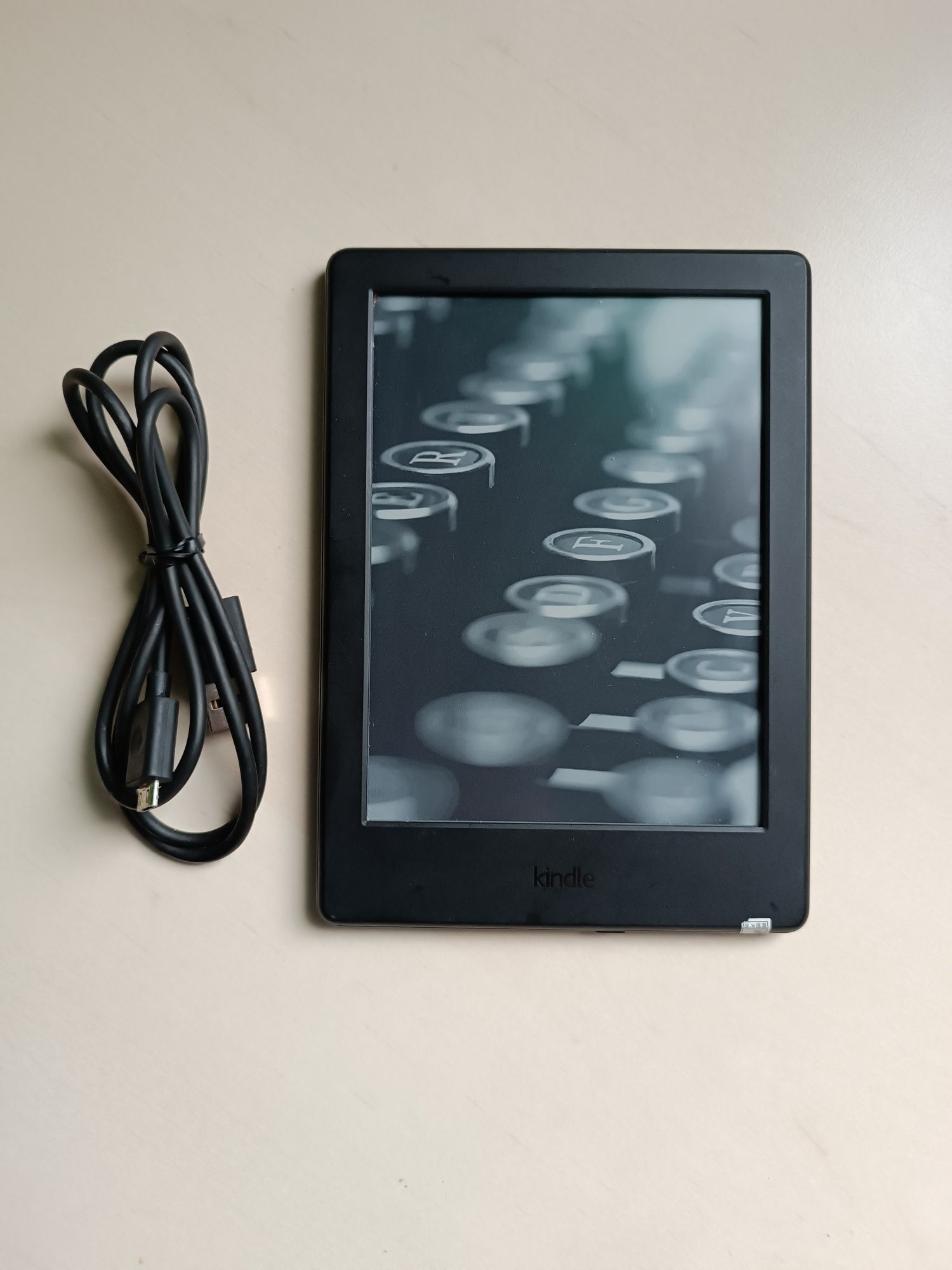 Електронна книга Amazon Kindle  8 покоління