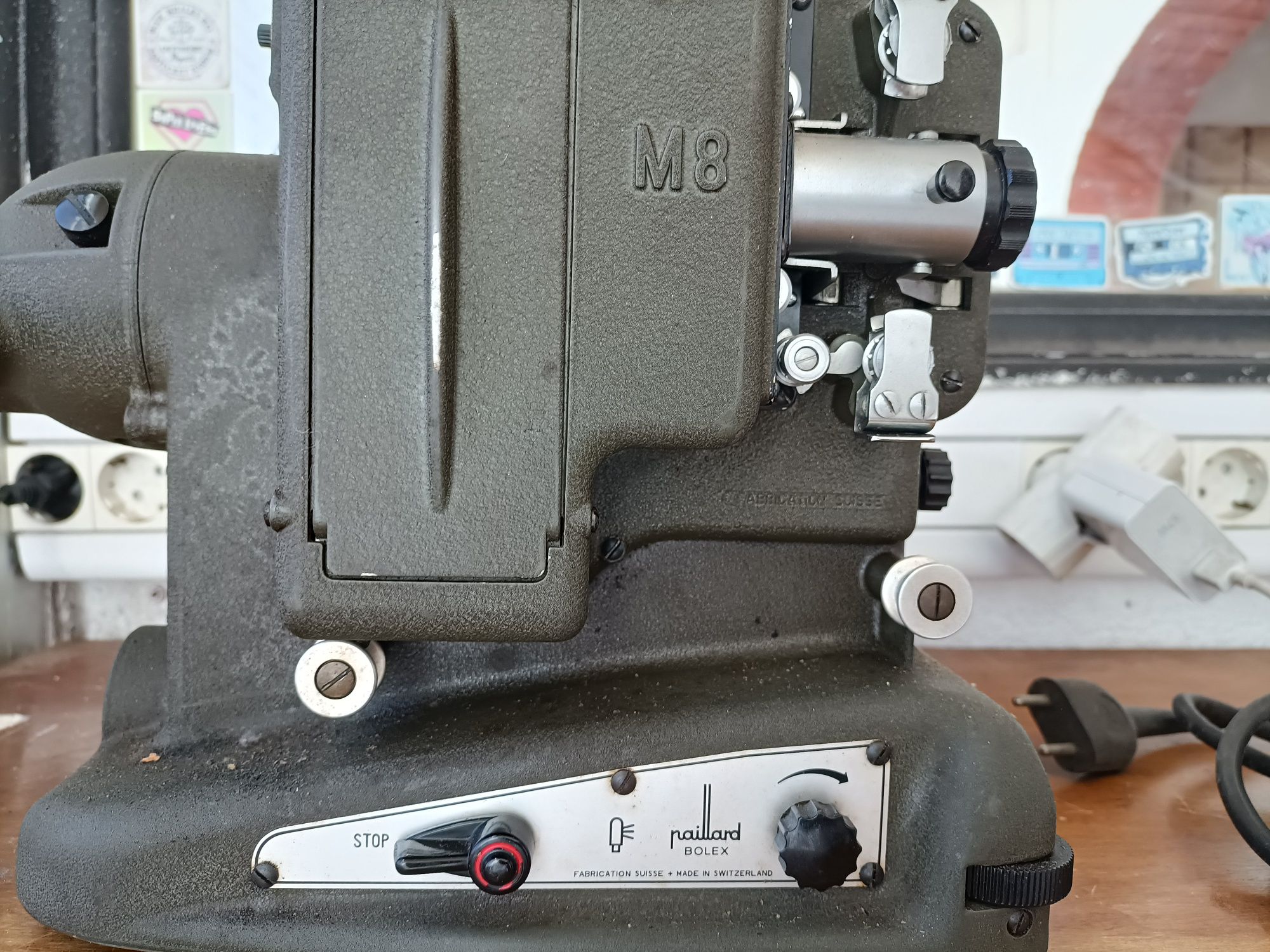 Projetor de Filme Vintage Paillard Bolex M8 Anos 1950/1960
Funcional c