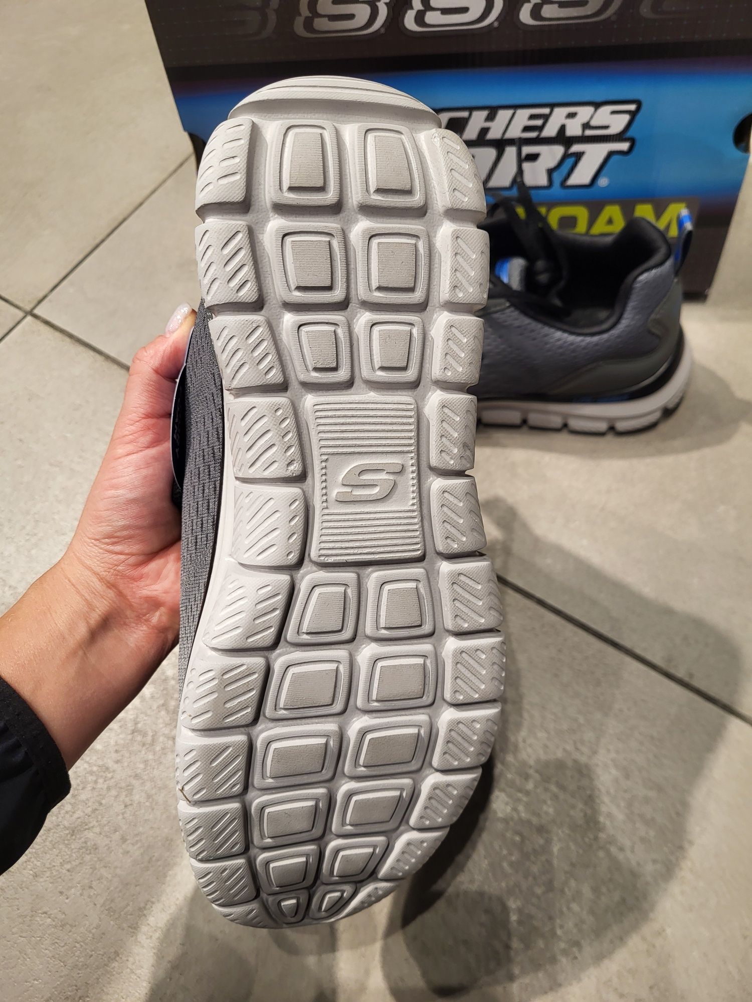 Кросівки чоловічі  Skechers 232399 CCGY оригінал