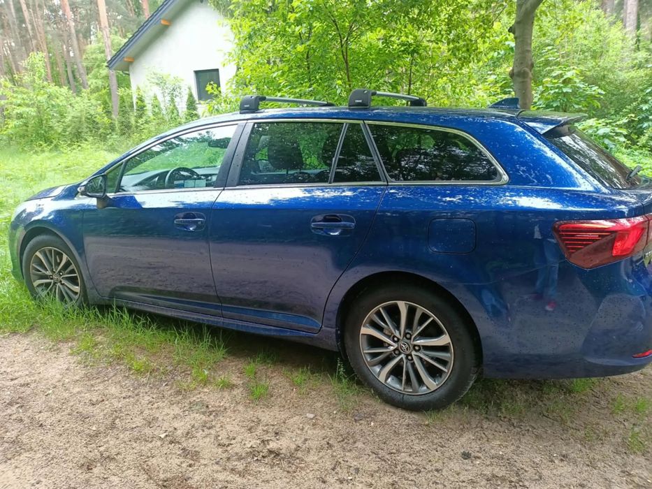Toyota Avensis Toyota Avensis 2.0 2016|nowy akumulator/cena do negocjacji faktura VAT