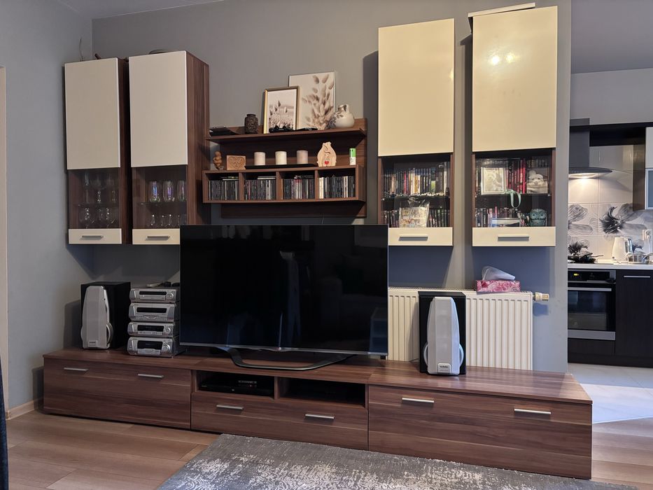 Komplet mebli do salonu lepsze niż z Ikea
