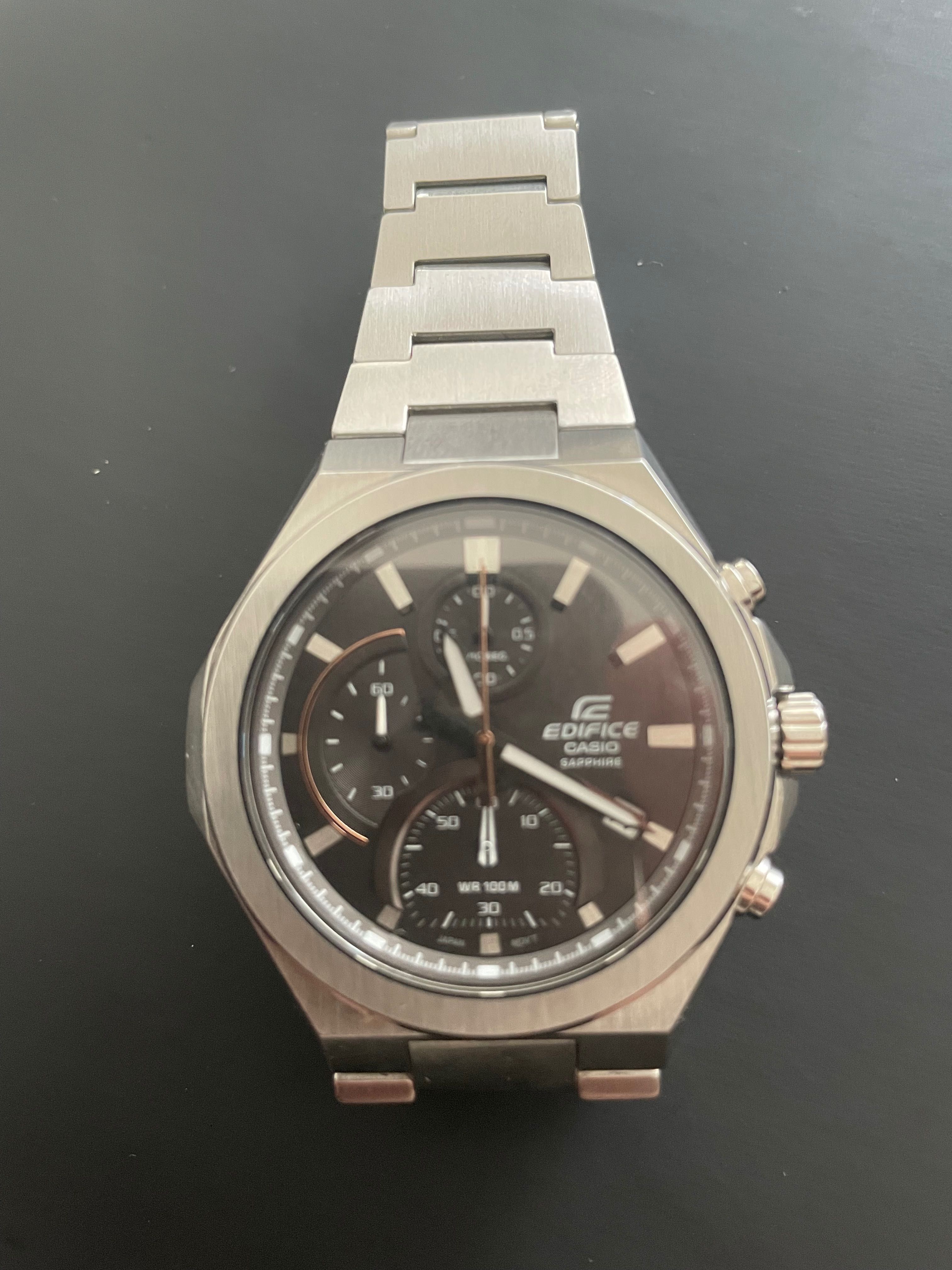 Casio Edifice EFB-700D-8AVUEF