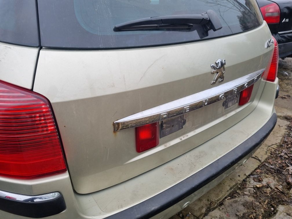 Maska Pokrywa Silnika Peugeot 407 SW 1,6 HDI Części Przód KCVD