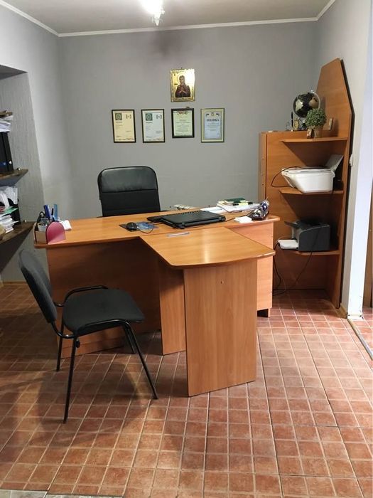 Терміново комерційне приміщення в центрі 1п. 22 кв.м.