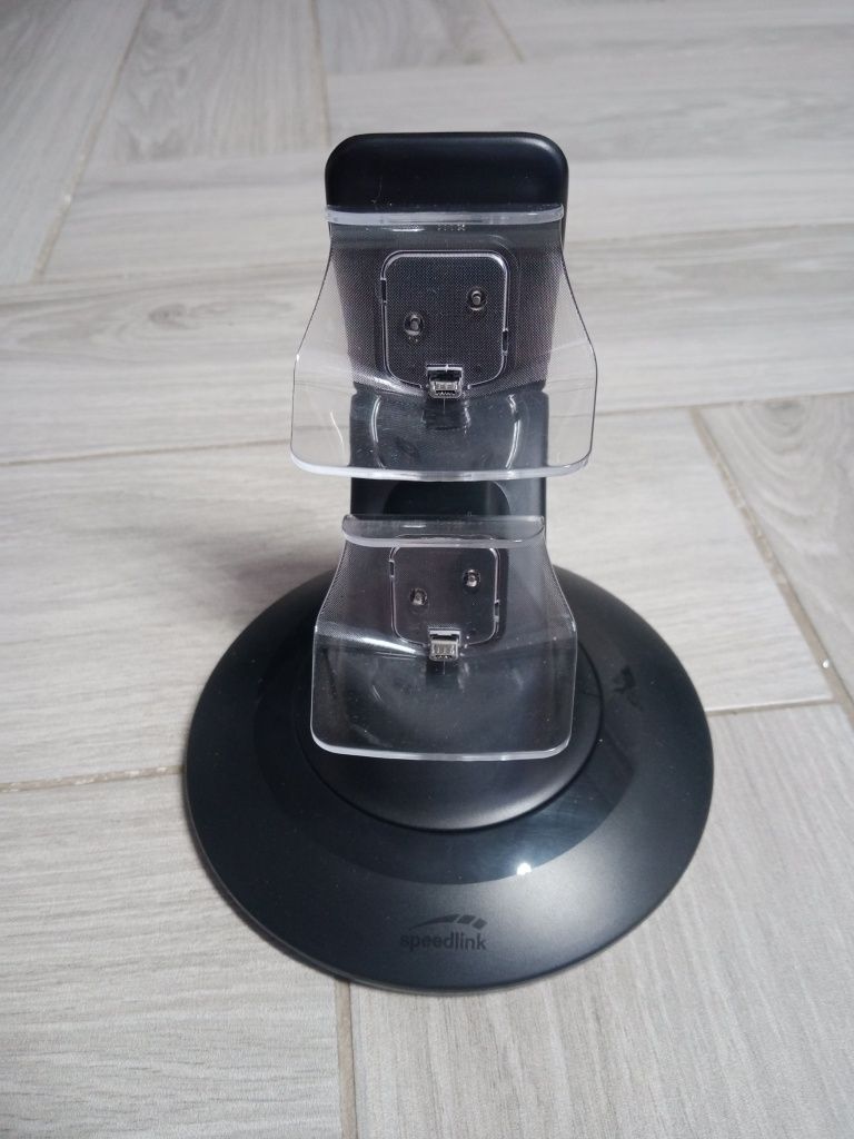 Stacja dokująca Twindock 2 pady PS4 Speedlink