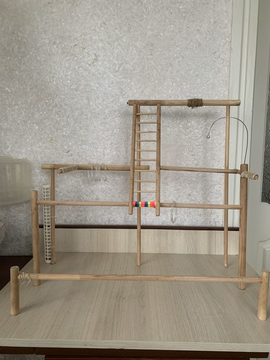 Продам клітку для папуг