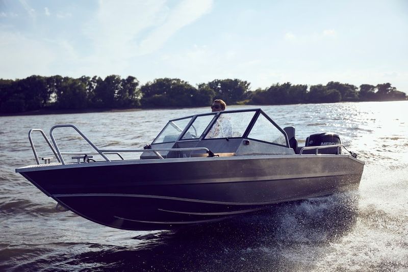 Łódź aluminiowa UMS 545 DC Professional