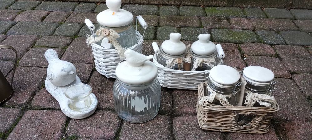 Pojemnik szklany z przykrywką