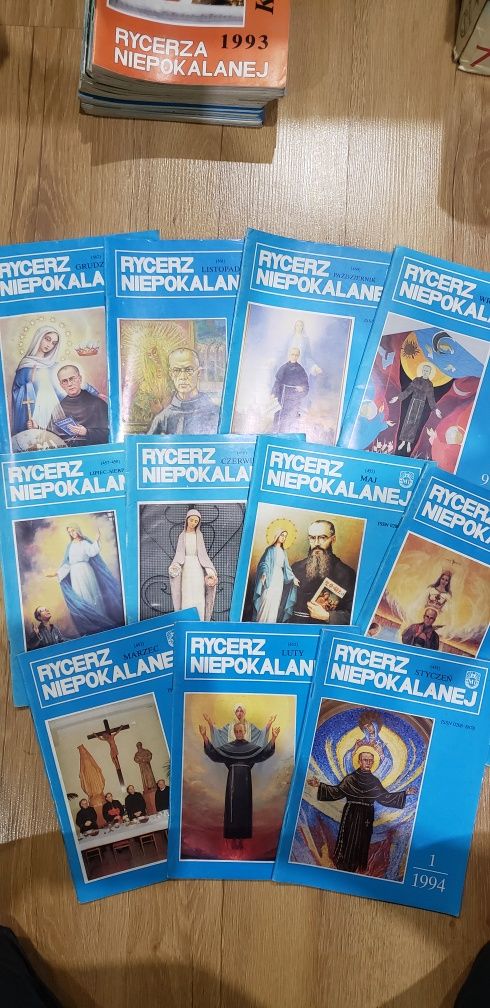 Archiwalne numery miesięcznika "Rycerz Niepokalanej" z roczników 92-95
